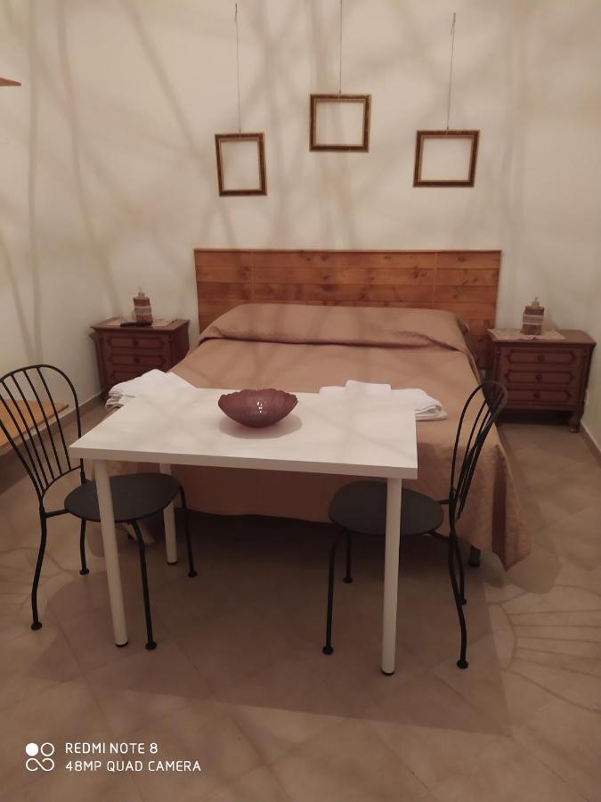 Bed & Breakfast Acquaviva Di Vullo Vincenzo Acquaviva Platani Extérieur photo