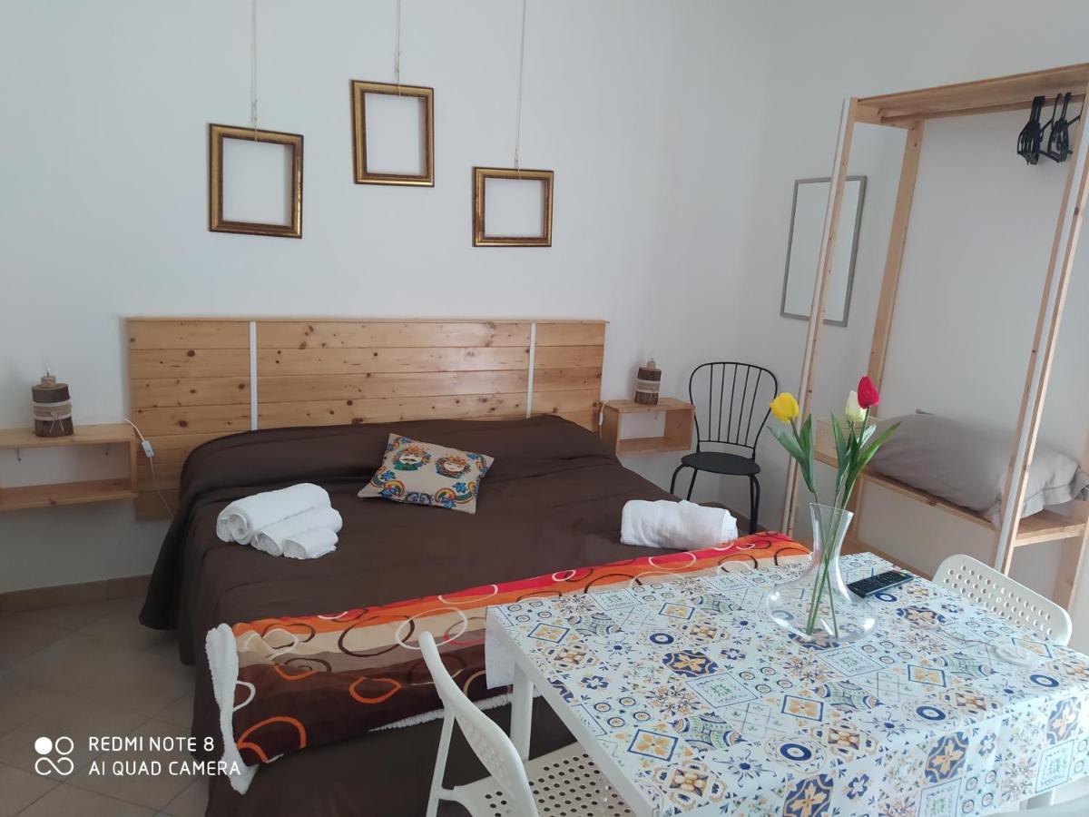 Bed & Breakfast Acquaviva Di Vullo Vincenzo Acquaviva Platani Extérieur photo