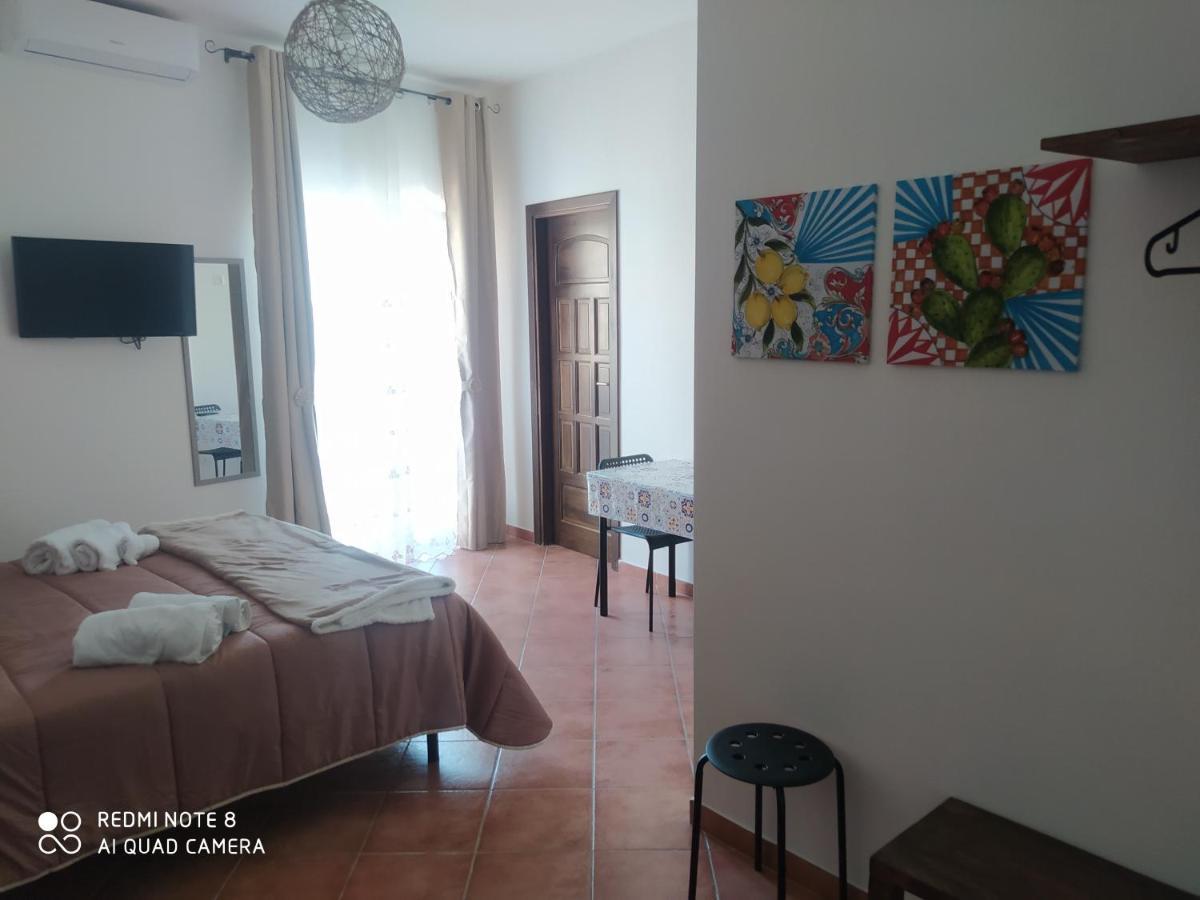 Bed & Breakfast Acquaviva Di Vullo Vincenzo Acquaviva Platani Extérieur photo